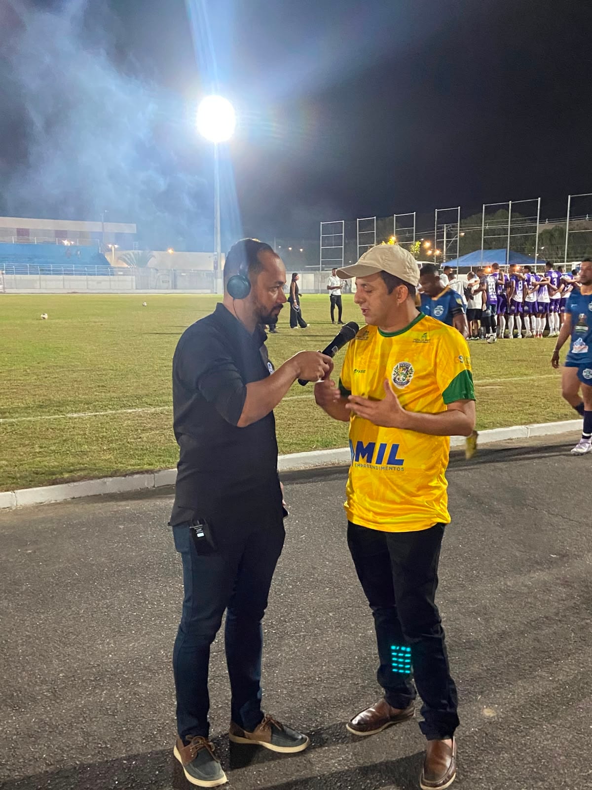 Presidente do Consórcio Construir fala com o repórter Junior da Equipe Show de Bola